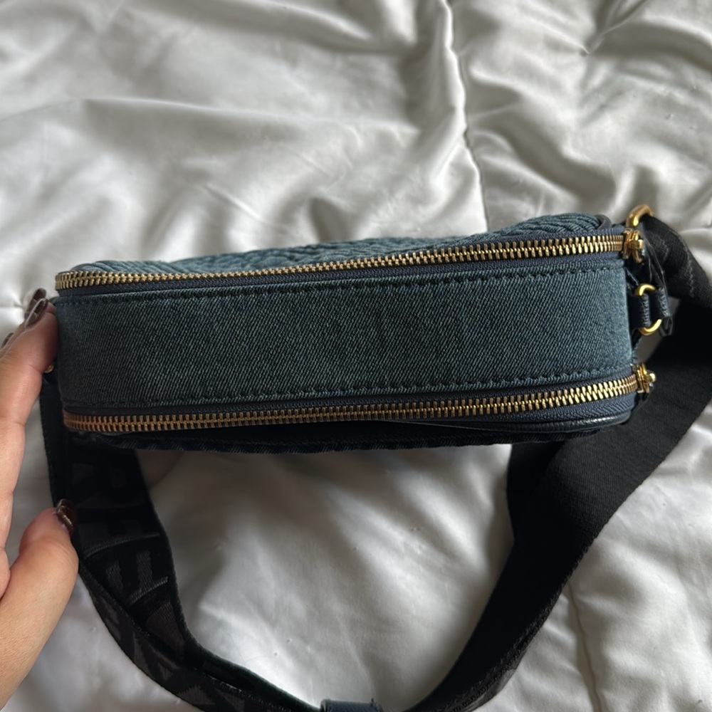 Karl Lagerfeld crossbody - Picture 3 of 7